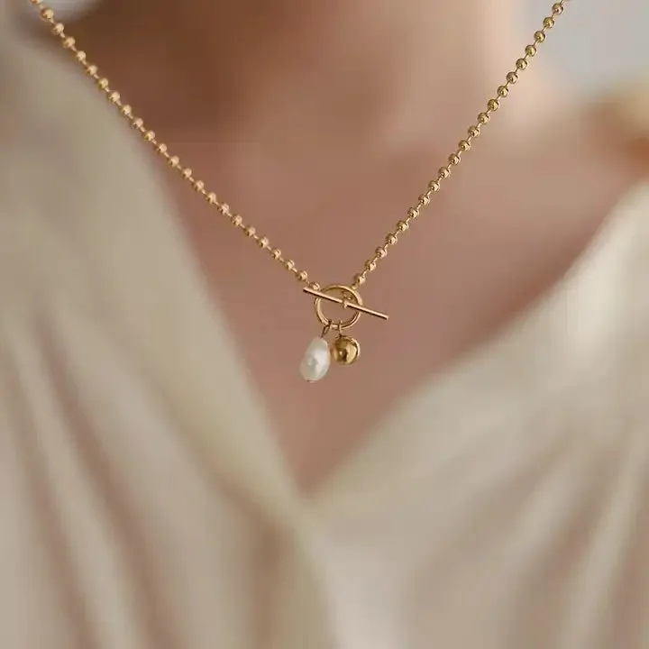 Aster Pearl Necklace