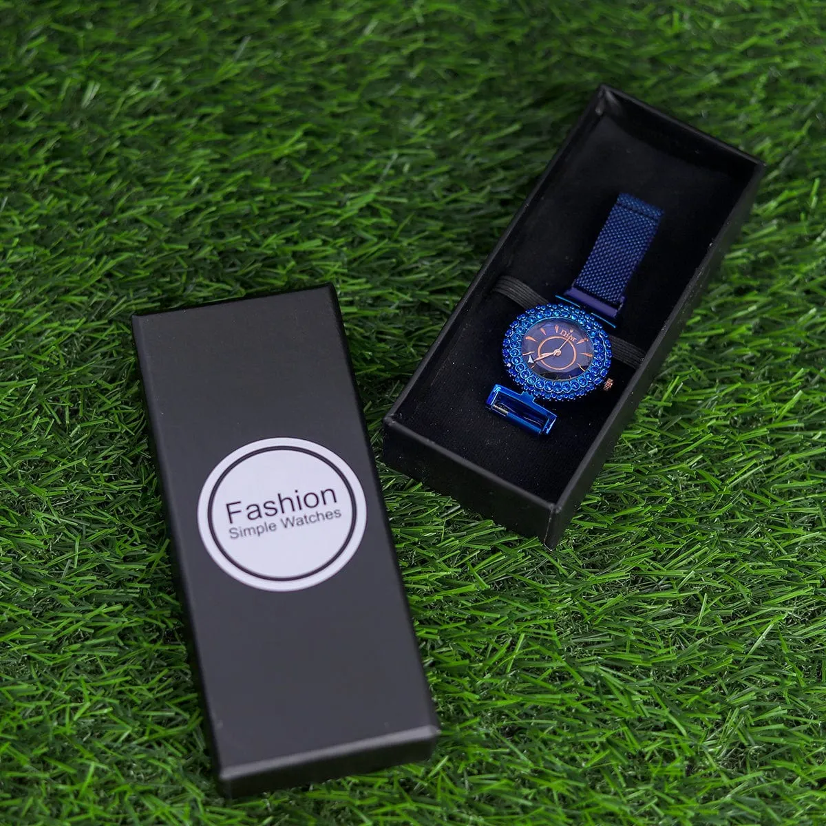Blue Touch In Style Magnetic Chain Women Watch