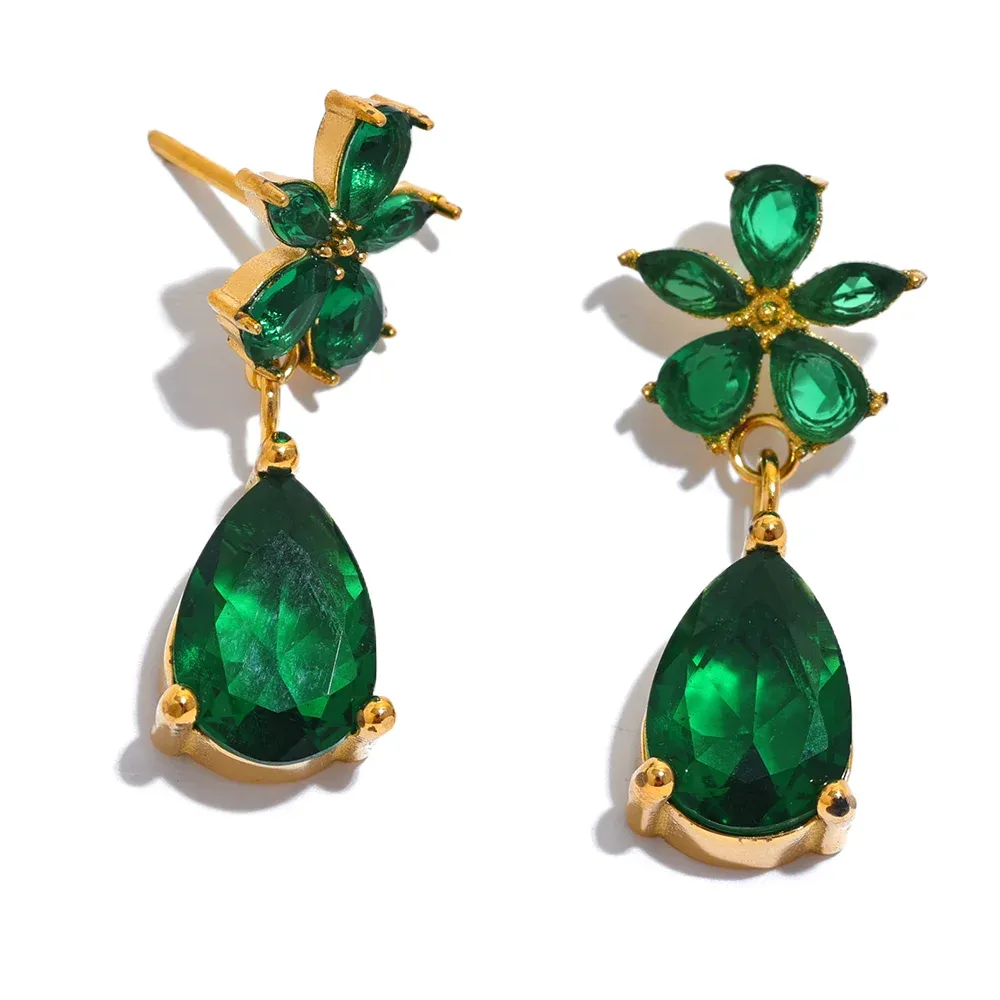 Cubic Zirconia Flower Bling Earrings.
