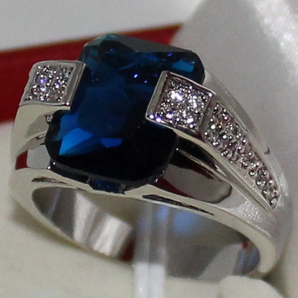 Luxury Deep Blue Solitaire Rings for Women