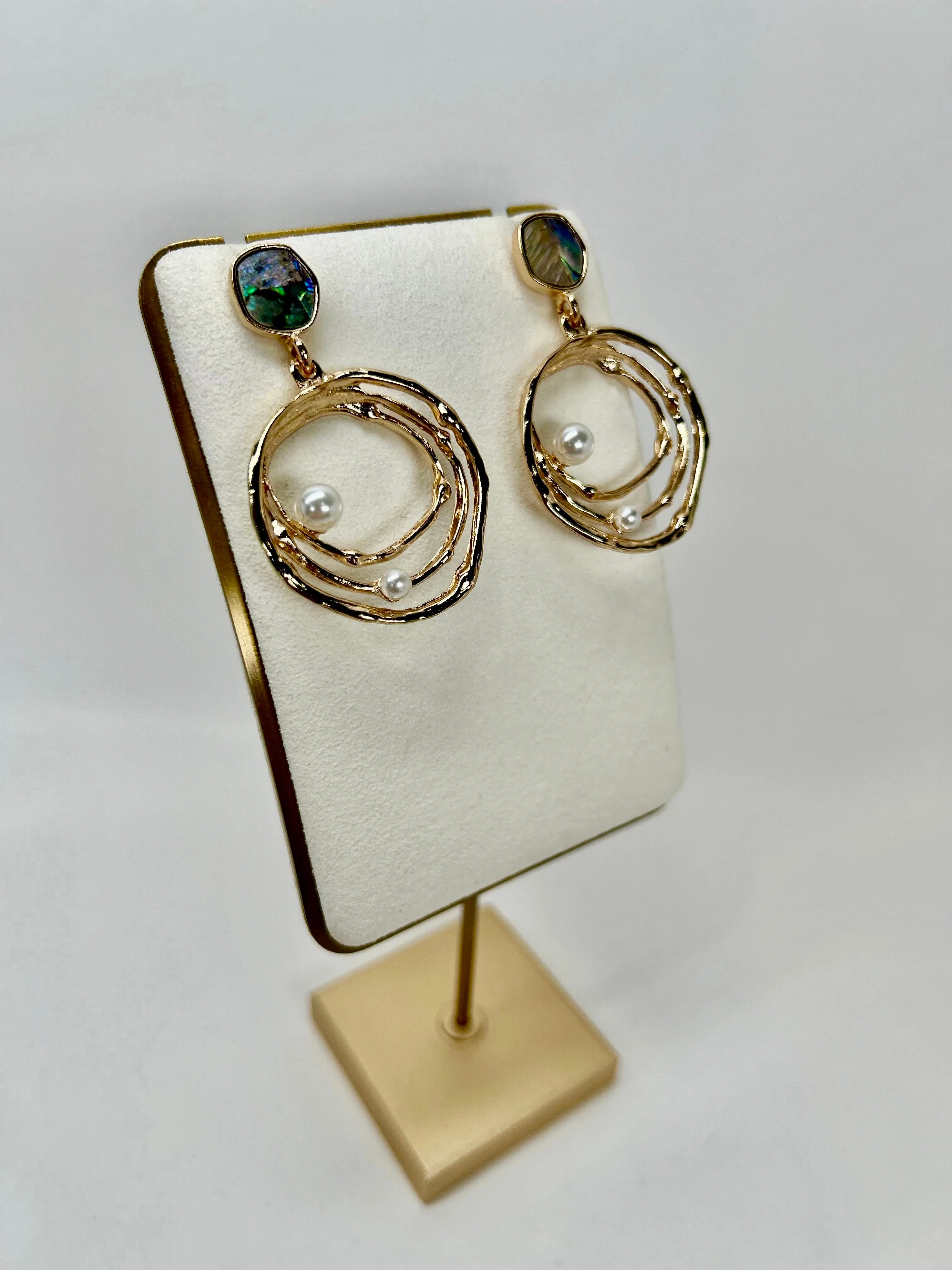 Martina - Gold Swirl Earrings