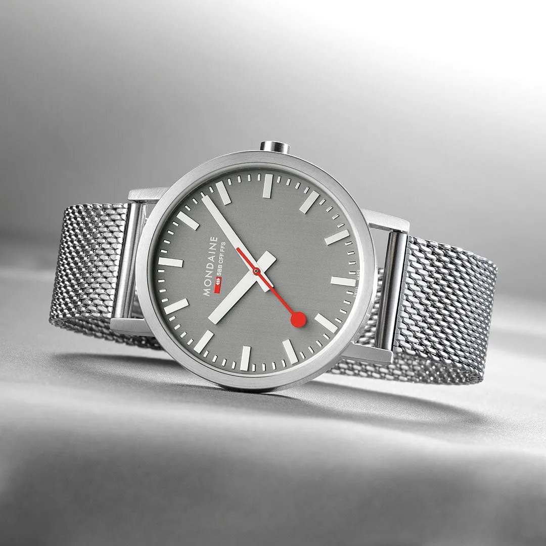 MONDAINE CLASSIC GOOD GRAY LARGE SILVER-CASE WATCH A660.30360.80SBJ  40MM