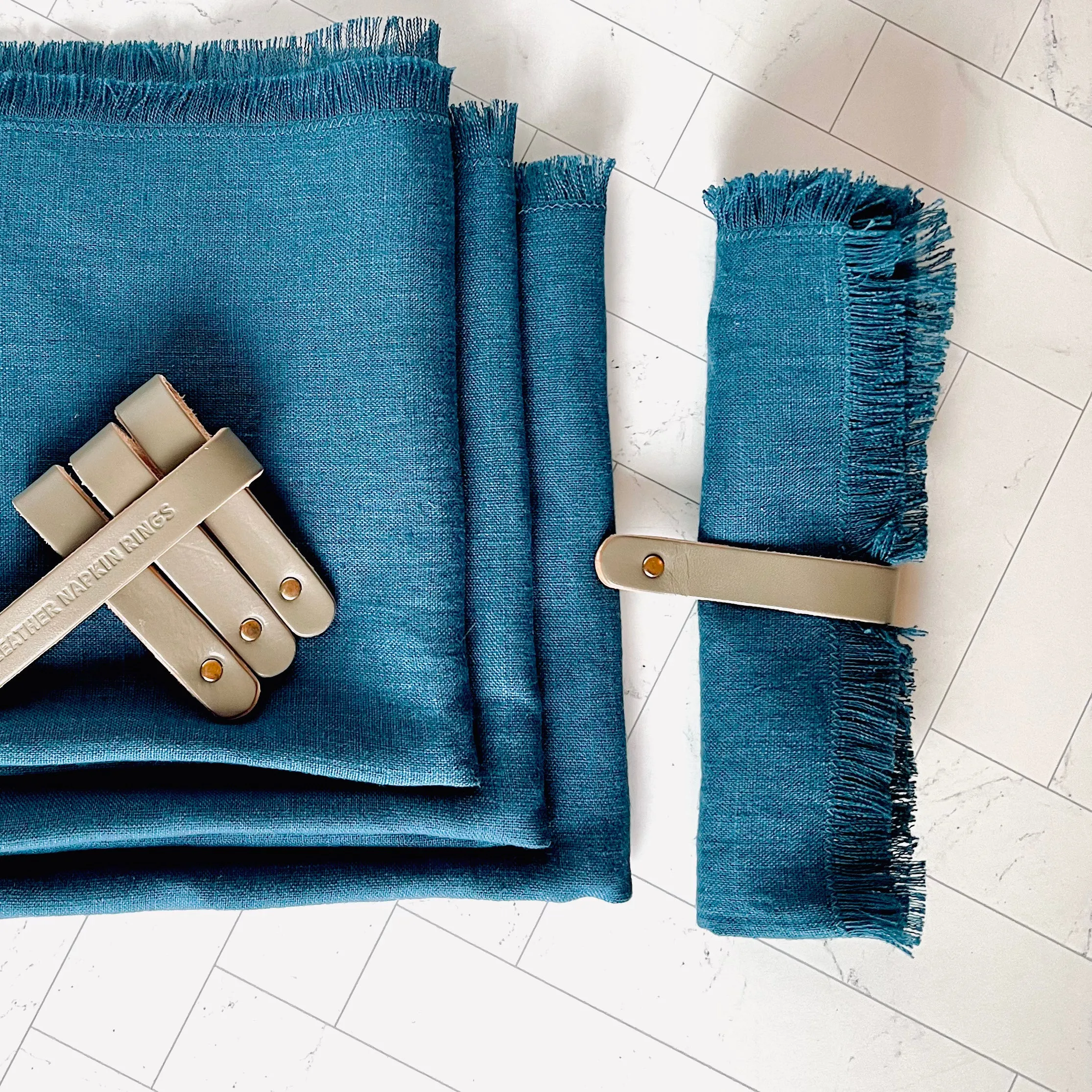 Napkins and Rings (Set of 4)