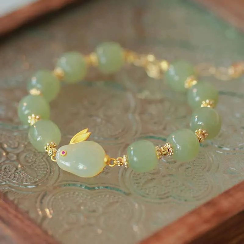 New green beaded fresh natural hetian jade bunny bracelet for women