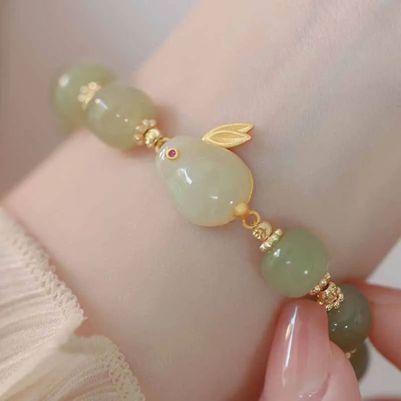 New green beaded fresh natural hetian jade bunny bracelet for women