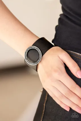 Paparazzi Bracelet ~ RING Them In - Black