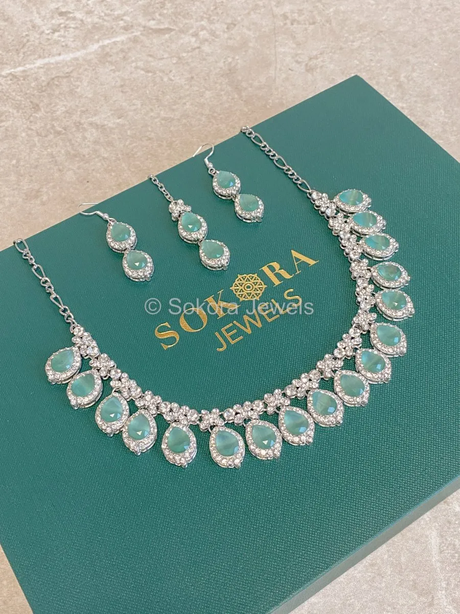 Preeti Silver Diamante Necklace Set - Mint