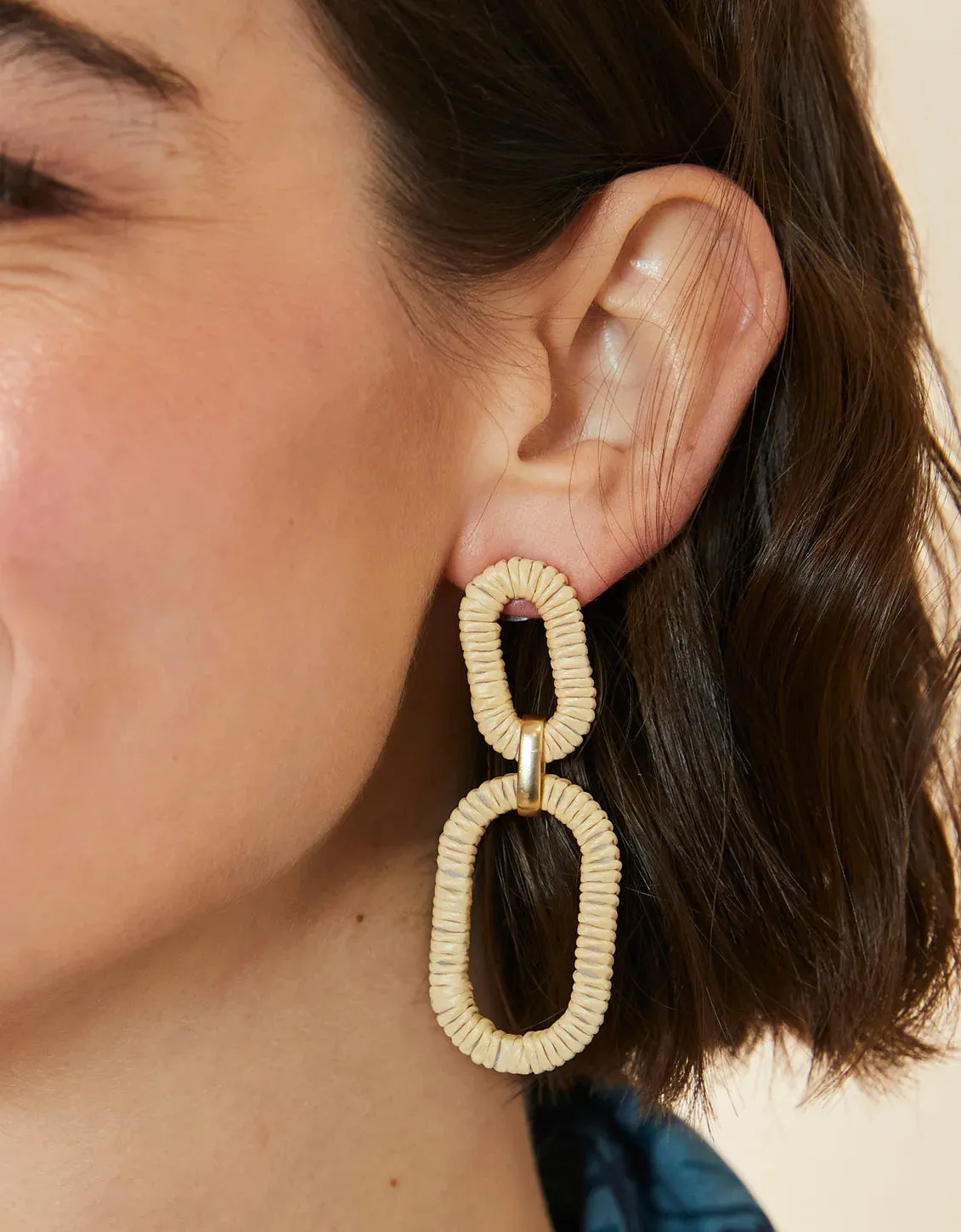 Spartina Straw Link Earrings Natural